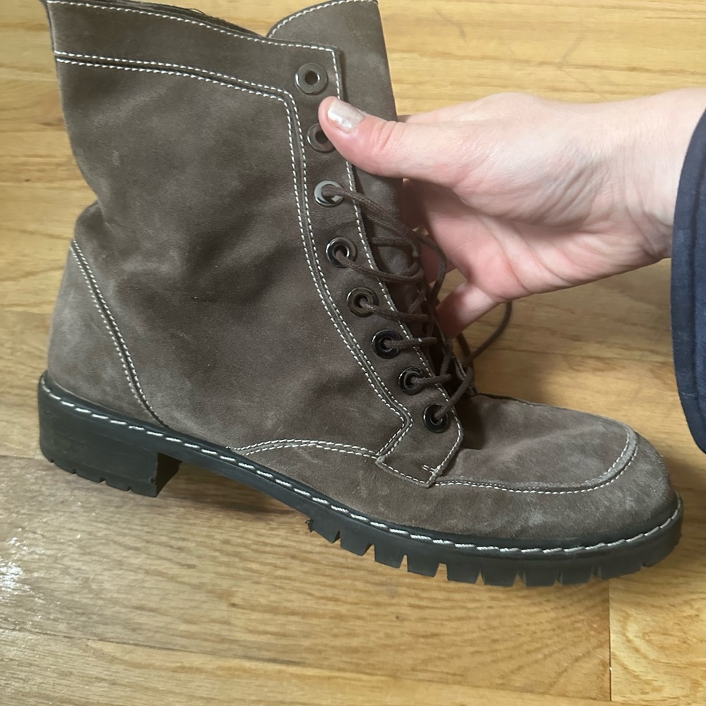 Stuart Weitzman Suede Boots Size 10 - image 4